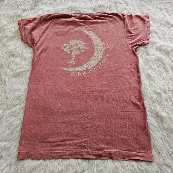 Mauve Charleston SC vacation tee size medium - Picture 4 of 5